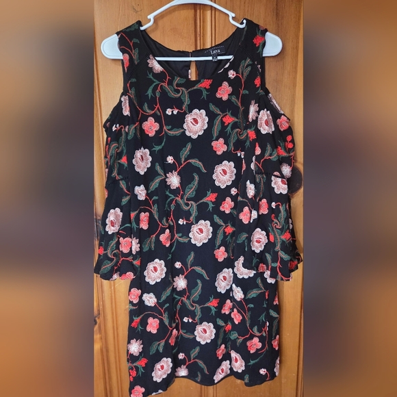 Lux Dresses & Skirts - Fully Embroidered Dress With Bell Sleeves